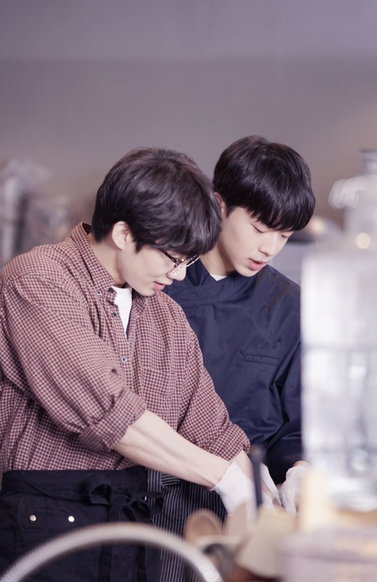 포도알 tweet media
