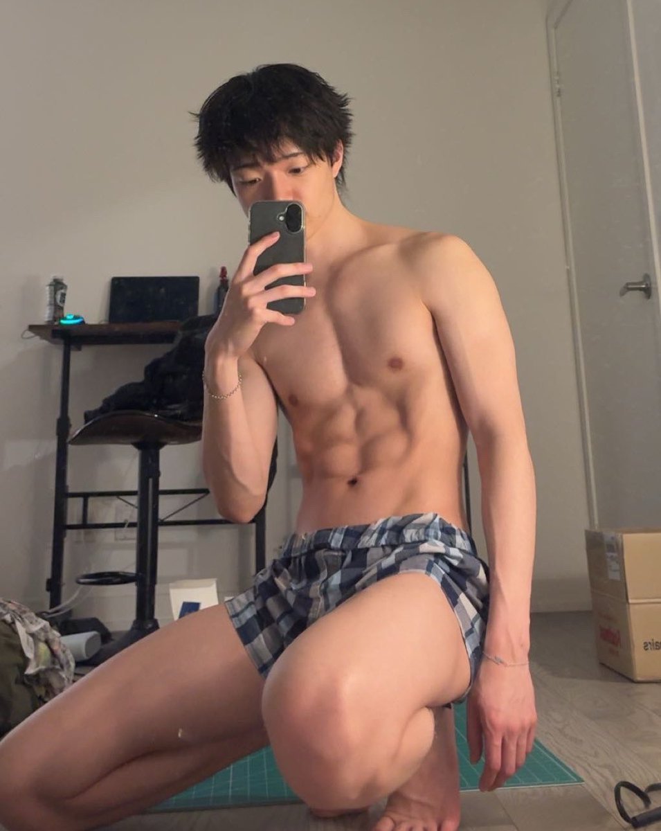 ren tweet media