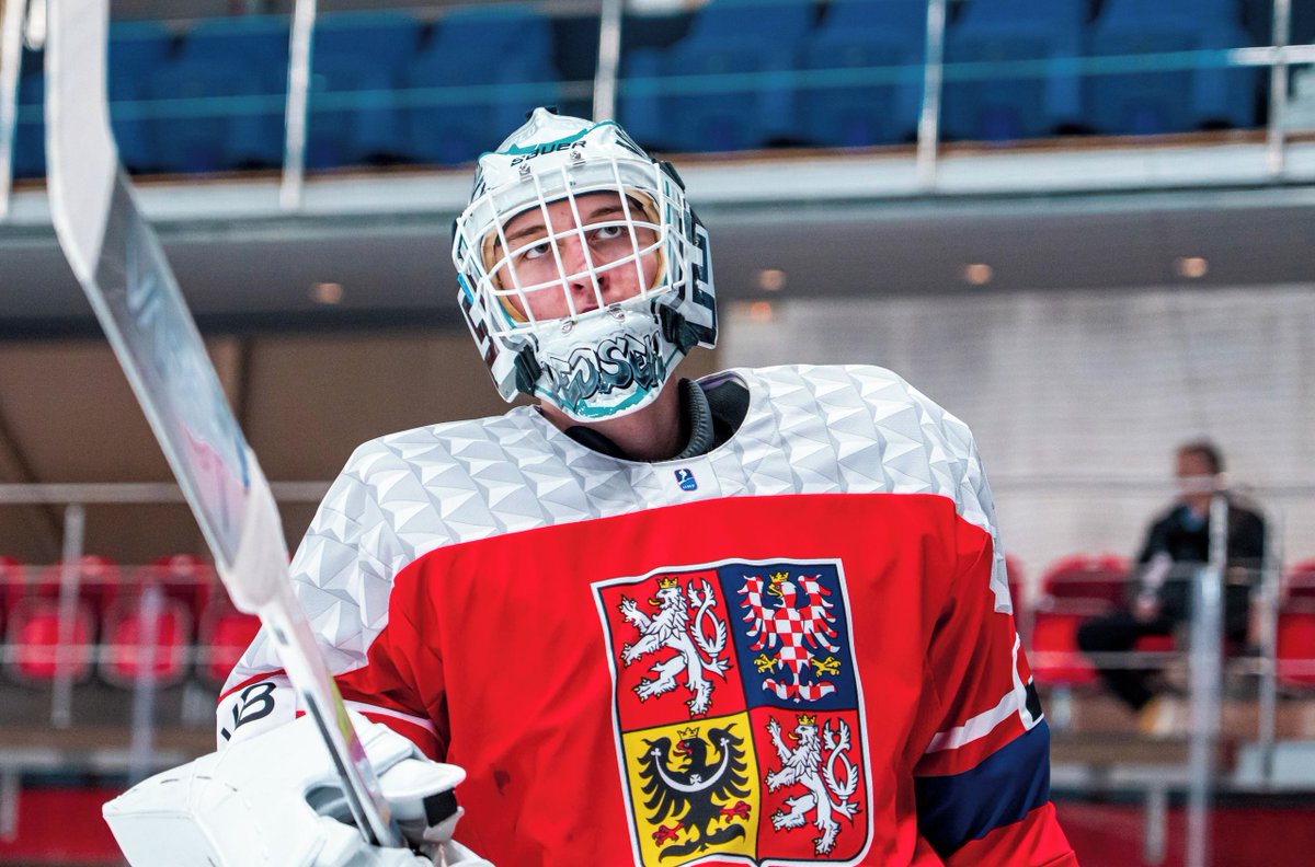 CZprospects's tweet photo. Martin Psohlavec is boosting his draft stock at the #U18MensWorlds. Through the quarterfinals, he leads all goalies with a .954 SV% and 1.00 GAA.

Coming off an impressive year in the Czech U20 league, where he posted a record-setting 11 shutouts in 50 GP (reg.season + playoffs). https://t.co/pl8fjea0MJ