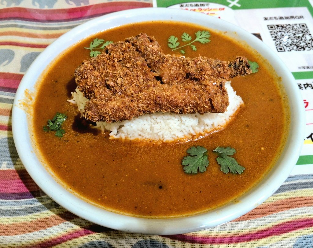 舞洲の帰りはいつもの南船場のセイロンカリーさんでスリランカ人のシェフが本気で作るカツカレー！
でも、今日はラムカツ！😋
クセもなく柔らかく美味しかった😚
#セイロンカリー 
#Ceyloncurry
#カレー