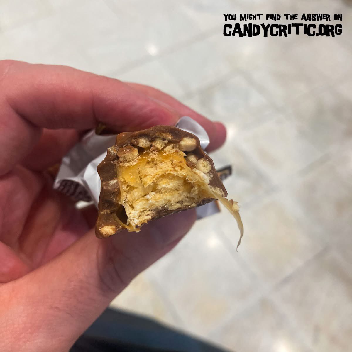 Candy Critic tweet media