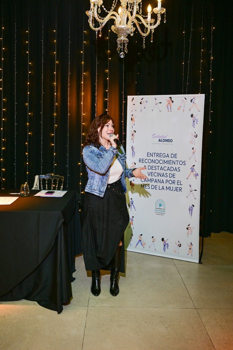 soleaalonso's tweet image. Vivimos una jornada muy emocionante en la 5º edición del reconocimiento a mujeres de #Campana que, con compromiso, sensibilidad y amor por su comunidad, transforman la realidad todos los días.

Fue un encuentro lleno de historias que inspiran, abrazos y orgullo compartido.