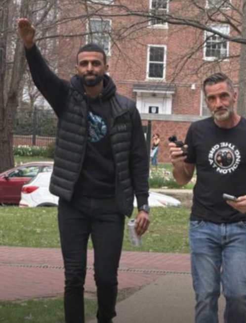 NizNellie3 tweet media