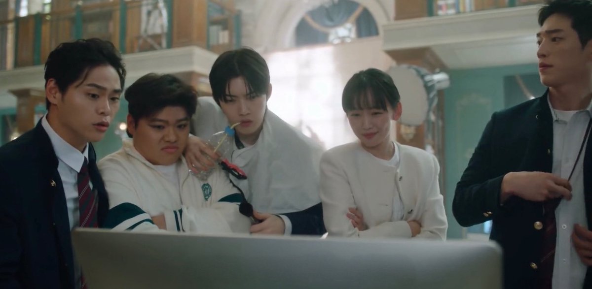 sᴏᴍᴀ tweet media