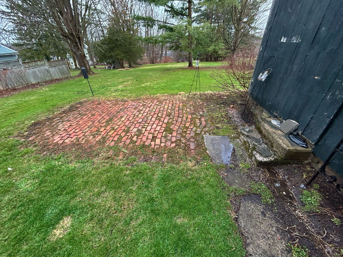 PinesandPavers's tweet image. Transformations don’t get better than this. From worn and underused to clean, functional, and built with purpose. Projects like this are why thoughtful design and quality installation matter.

Pines and Pavers
info@pinesandpavers.com
#LandscapeDesign #CentralNY