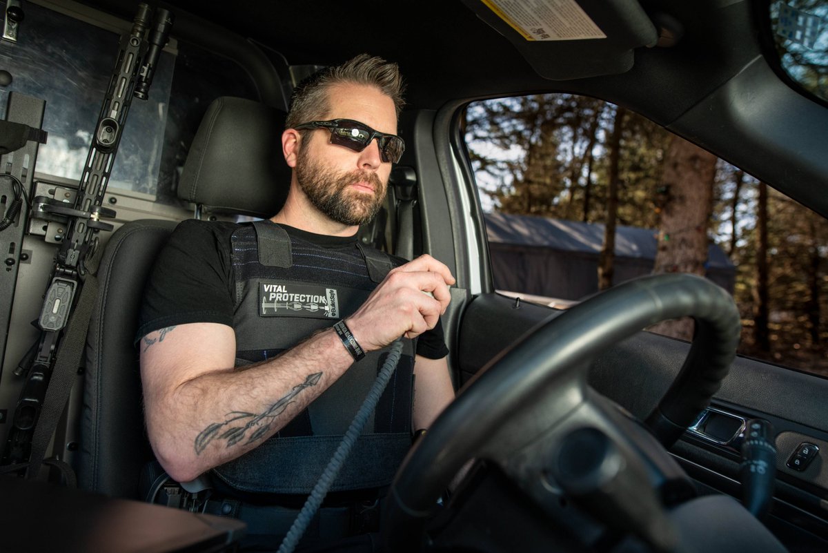 BulletSafeVests's tweet image. Designed to protect. #BulletSafe #bulletproof #bodyarmor #lawenforcement