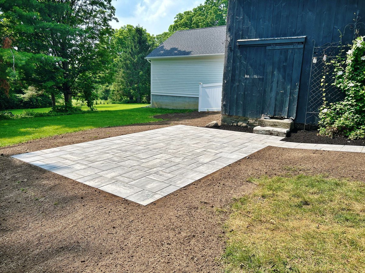PinesandPavers's tweet image. Transformations don’t get better than this. From worn and underused to clean, functional, and built with purpose. Projects like this are why thoughtful design and quality installation matter.

Pines and Pavers
info@pinesandpavers.com
#LandscapeDesign #CentralNY