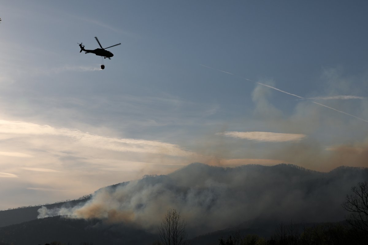 USGS EROS tweet media