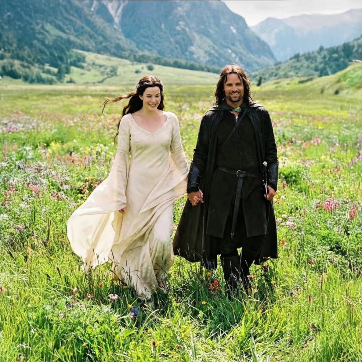 Este é o casal ideal?

>Aragorn: homem forte e virtuoso
>Arwen: a elfa mais bela da Terra-Média
>o primeiro encontro acontece nos bosques de Valfenda
>eles se apaixonam
>o pai de Arwen avisa a Aragorn que ele só poderá casar com ela caso se torne rei
>Aragorn vence a Guerra do