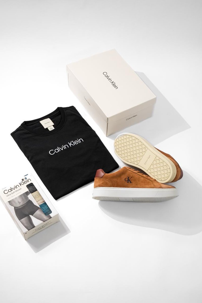 SnK_StreetGym's tweet image. Clean suede. Timeless edge. Step different.

Shop in-store and online🇿🇦
Calvin Klein Classic Cupsole Laceup
Sale: R 2,199

#snk #calvinklein