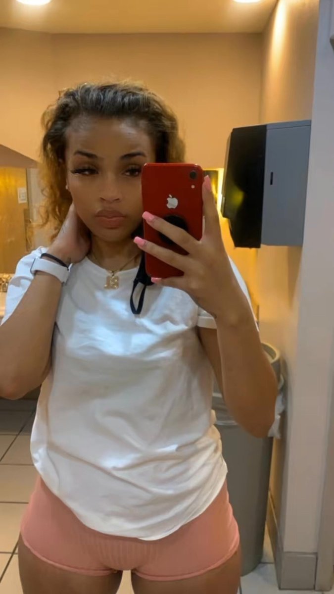 kyara 👅 tweet media