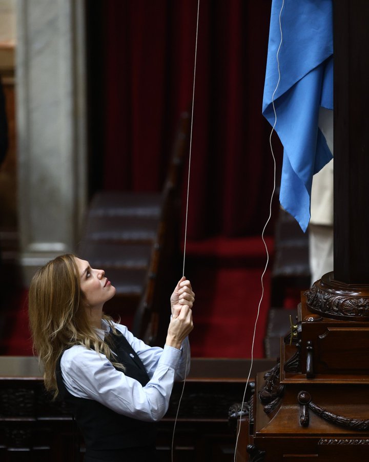 __endut__'s tweet photo. Quién te ha visto y quién te ve. Son el peor gobierno desde el regreso de la democracia https://t.co/UeStUQhgej