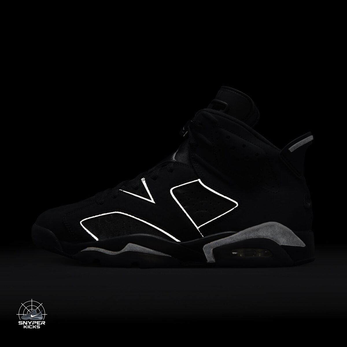 SnyperKicks's tweet image. Air Jordan 6 "Cap &amp;amp; Gown"
Colorway: Black/Multicolor/Black
Style Number: 
Release Date: April 30, 2026
Price: $215
#Jordan #AirJordan #CapGown #jordan
