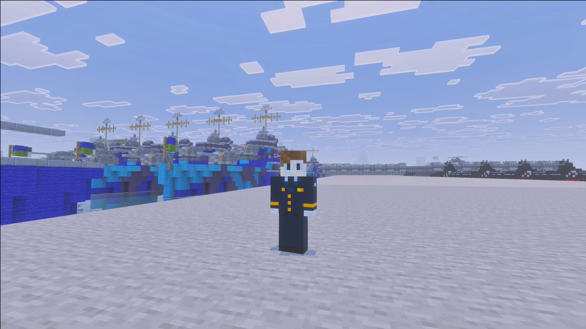 ウルフの散歩_13日目
退役した旧型艦たちと一緒に記念撮影(´▽｀)

＜思い出＞
当時は現代艦と旧型艦の違いも曖昧で、第一軍事司令本部の軍港に並んでいる艦艇は、どれも中途半端な完成度ばかり...(;´∀｀)

軍事部なら一度は憧れて作るイージス艦は3度作り直した過去があるんだよね(　-`ω-)✧ﾄﾞﾔｯ