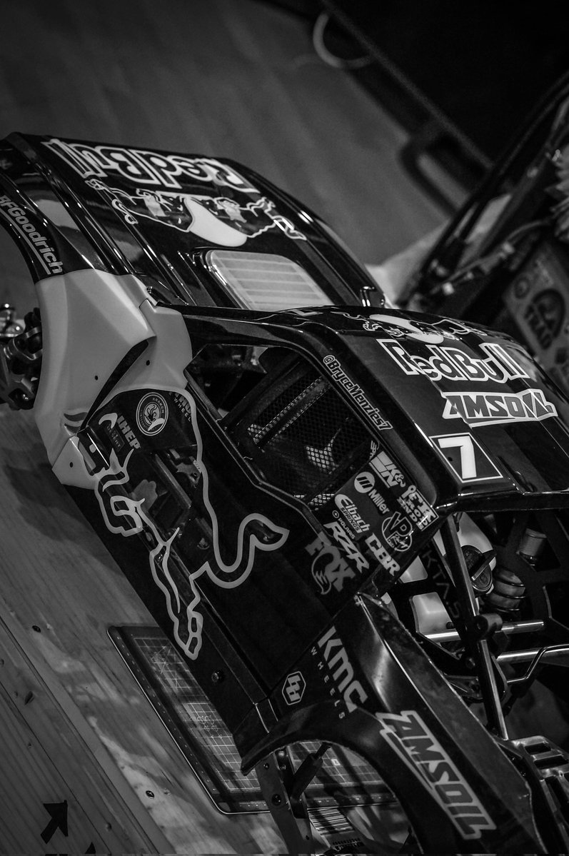 JHEPTOKYO's tweet image. 1/5 scale RC body #Paint job 
#TrophyTruck @SCOREintl