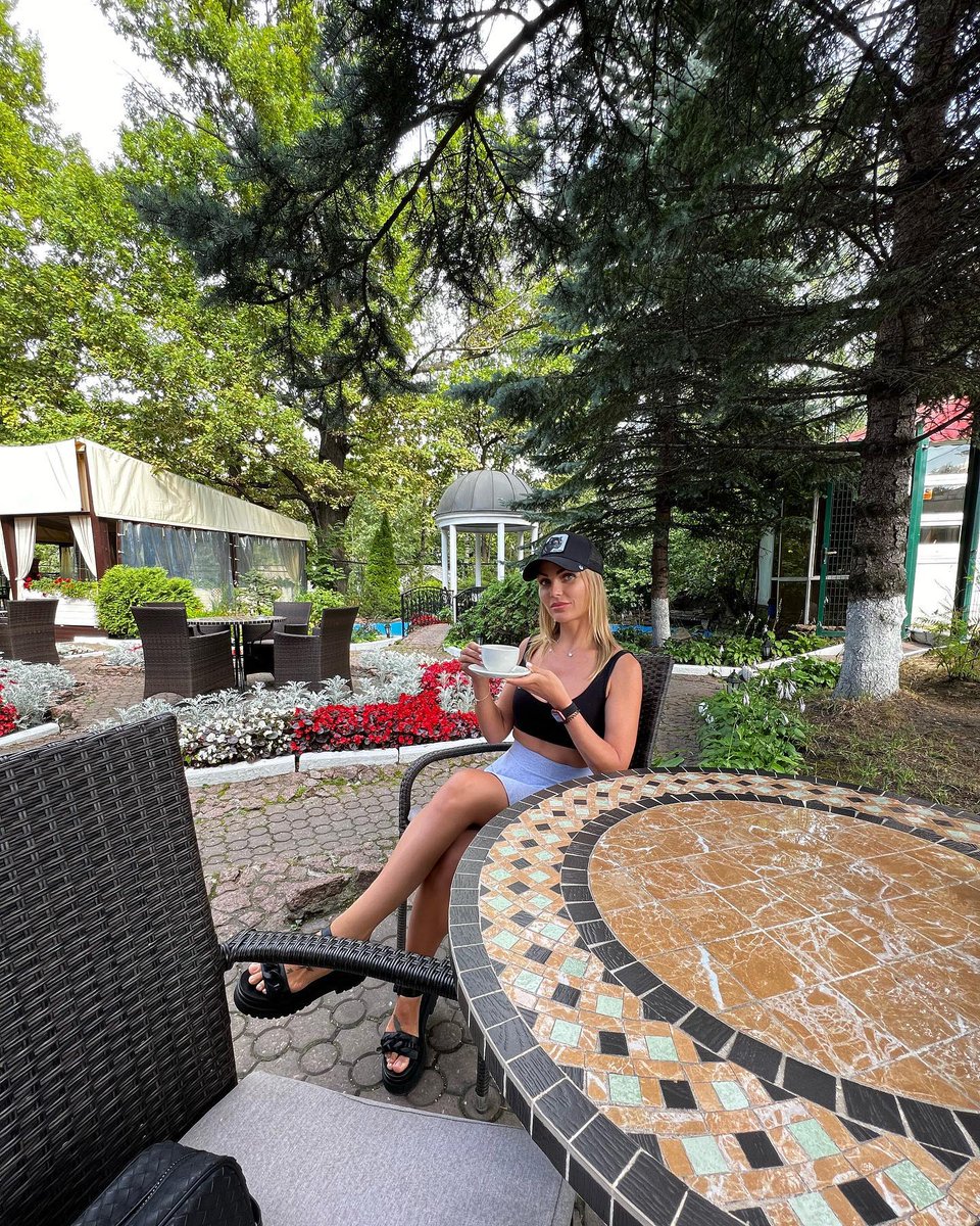 MoonlightRoxana's tweet image. Not much, just enjoying my own space…
Sometimes that’s the best kind of energy
#Lifestyle #Confidence #GoodVibes #Energy #SelfCare