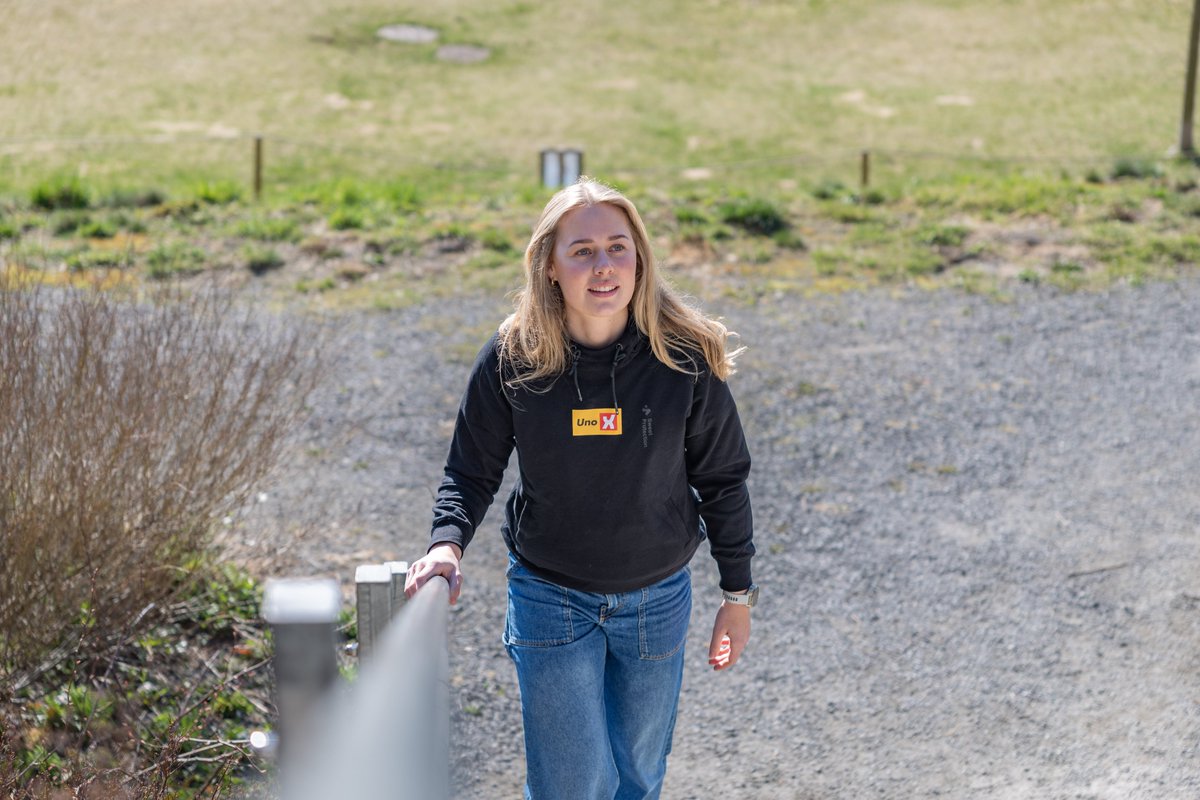 EsenciaCiclista's tweet image. 😢 La ciclista noruega Anne Dorthe Ysland del Uno-X se retira por salud

🔗 esenciaciclista.com/anne-dorthe-ys…

#EsenciaCiclista #ciclismo #cycling 
📸 Uno-X