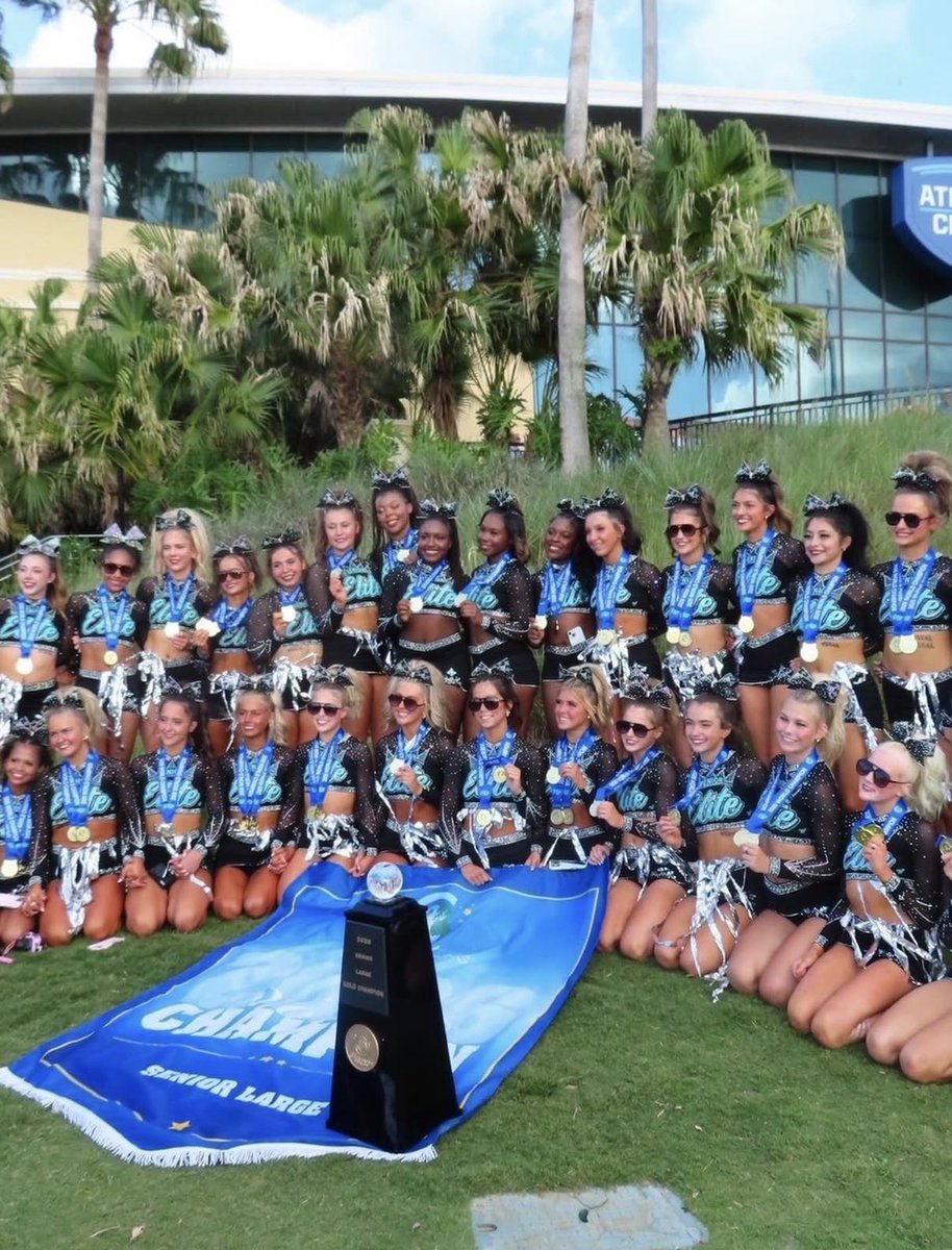 ceaobsessed's tweet photo. IT’S WORLD CHAMP WEDNESDAY🥳🥳🥳🥳 https://t.co/5AfSJmFkxy