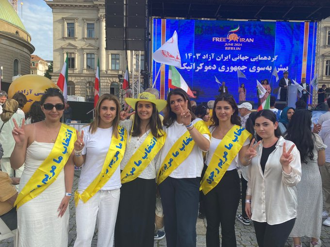 نه به دیکتاتوری tweet media