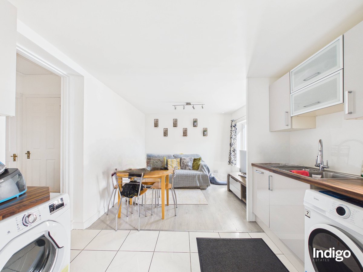indigoestates's tweet image. FOR SALE | ST HELIER  

Asking £575,000  

cstu.io/45cb98 

Please contact sales@indigo.je 
or call 01534 639955  

#indigoestates #jerseyci #forsaleinjersey #channelislands