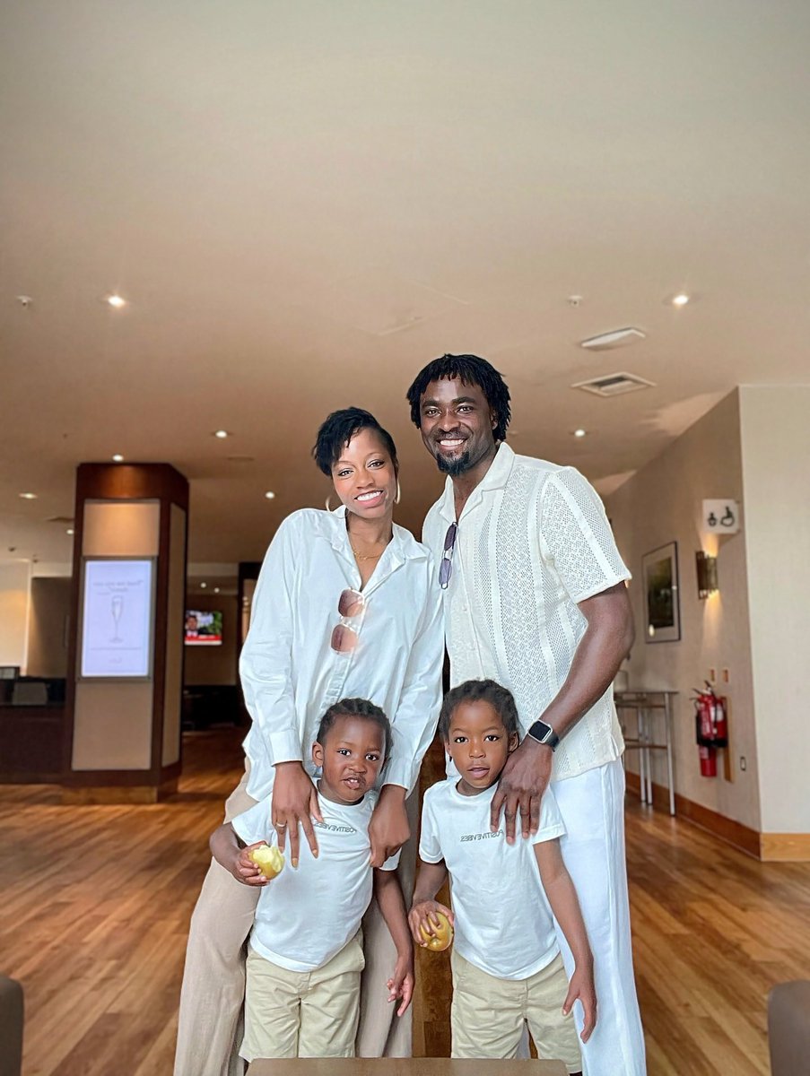 Khafi and Gedoni with their kids 

#BBNaija