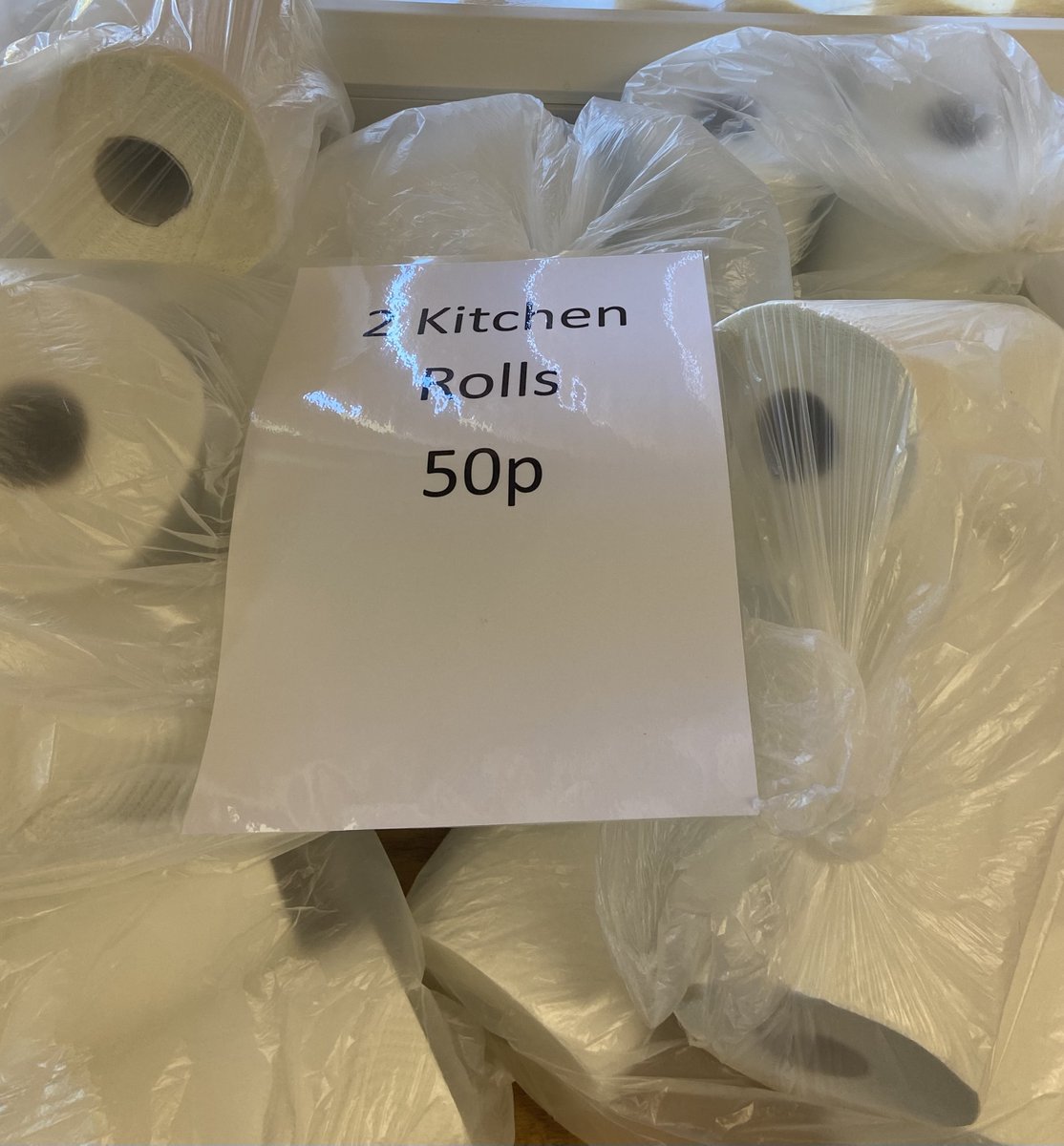 AlphonsusSt's tweet photo. 💚The School Eco shop will be open tomorrow (Thursday) from 09.00am until 10.00am in the IT Suite.
Choose 10 grocery items for £3 (cash only please).
Please bring your own bags.💚 https://t.co/tZ6JfqyLqK
