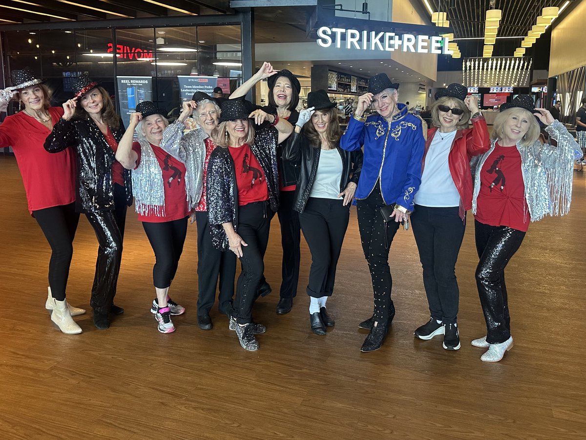 StrikeReel's tweet photo. Movie nights are better when you go all in. ✨Shoutout to this amazing group for bringing the magic. #michaelmovie

 Visit Garland, TX https://t.co/k2M2giQ3zd