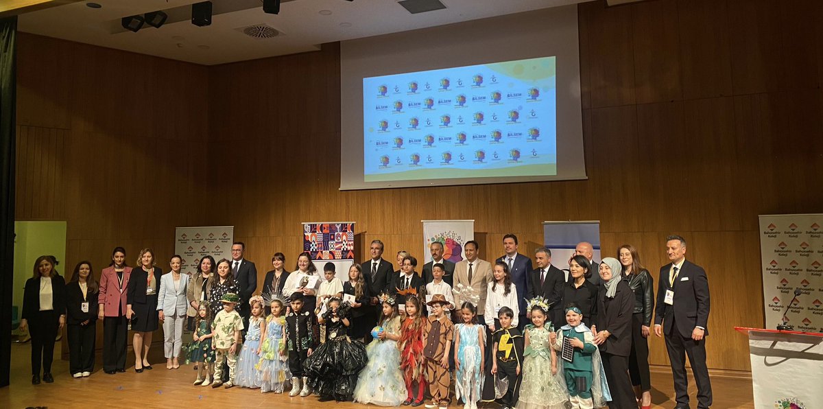 BK_Eskisehir's tweet photo. Tepebaşı İlçe Millî Eğitim Müdürlüğü koordinesinde, TOBB Bilim ve Sanat Merkezi ev sahipliğinde düzenlenen “Tepebaşı Çocuk Zirvesi: Geleceğin İnşası” açılış programı kampüsümüzde gerçekleştirilmiştir. Katkı sunan tüm paydaşlara ve emeği geçen herkese teşekkür ederiz. https://t.co/mZOhgH8cNi