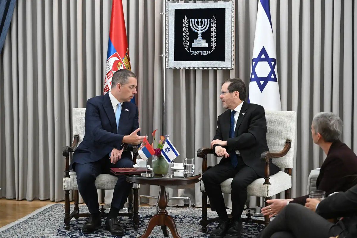 markodjuric's tweet image. I was pleased to meet with the President of the State of Israel, Mr. @Isaac_Herzog.

We took stock of the positive developments in #Serbia–#Israel relations over recent days, which have brought our #partnership to a notably higher level of mutual trust, and focused on how to turn