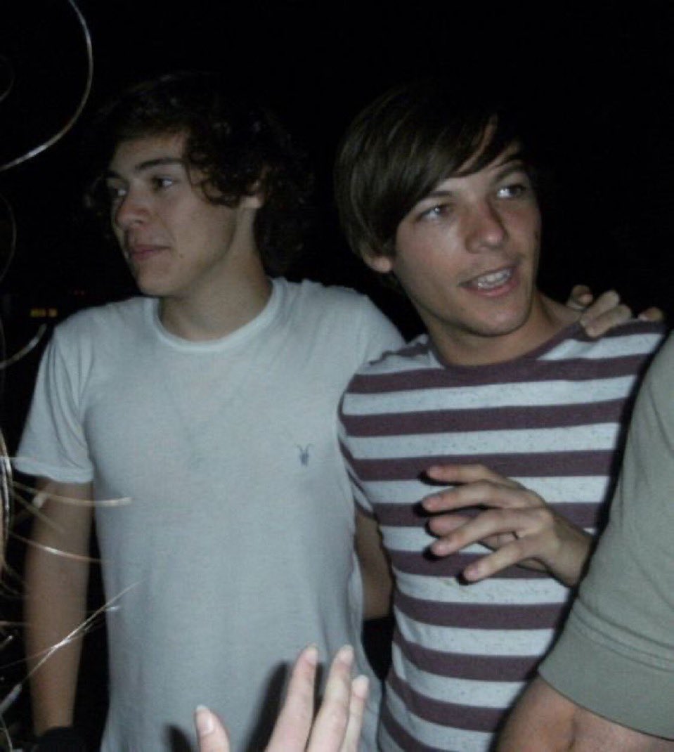 the way they always always had their arms around each other and stuff