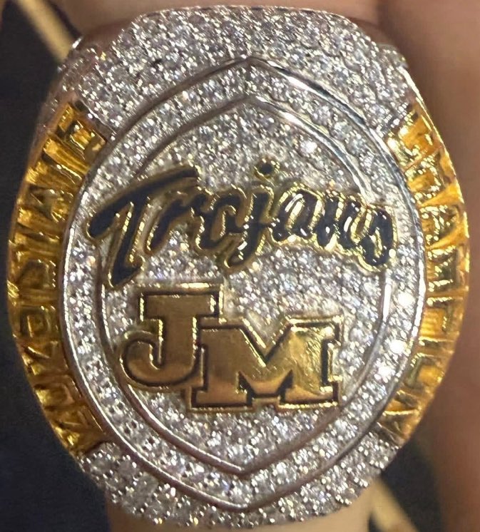 Coach_jtwall's tweet photo. Proud to honor our 2025 GIAA AAA State Championship team with these rings today!!! It never gets old!!!! #lockedin https://t.co/1mgZXsRI5M