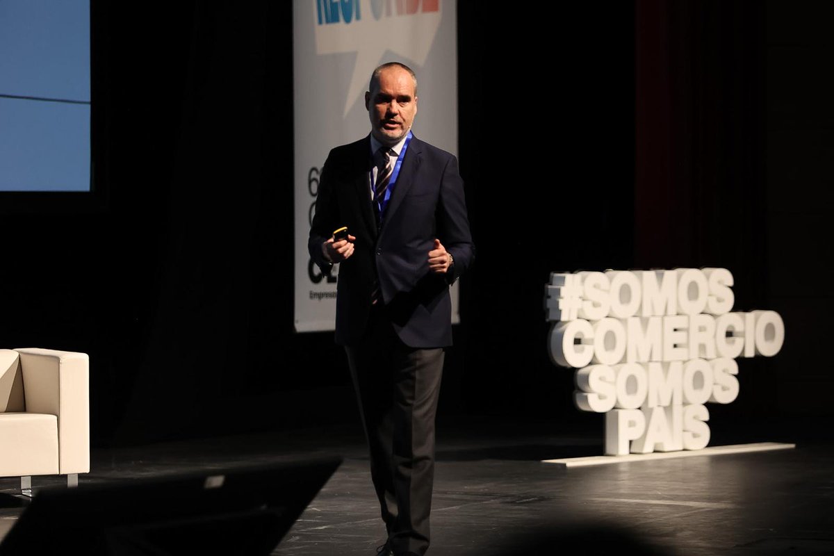 CEOE_ES's tweet image. 🛍 ¿Sabíais que por cada municipio hay 77 comercios de media?

El #comercio es mucho más que economía: es cohesión, empleo y vida en nuestros municipios

Así lo hemos puesto en valor en el VI Encuentro del Comercio CEOE (C4) en Toledo📍 @_CECAM

👉ceoe.es/es/ceoe-news/e…