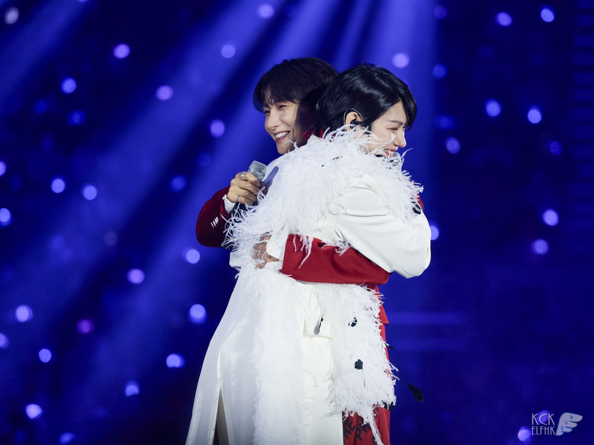 ✨💫
#leeteuk #이특 <a href="/special1004/">Lee Teuk</a> 
#heechul #희철 

20260405 Super Junior 20th Anniversary Tour -
Super Show 10 SJ-CORE in Seoul Day 3

#슈퍼주니어 #SUPERJUNIOR #SJ #SuperJunior83z <a href="/SJofficial/">SUPER JUNIOR</a> 
#SUPERSHOW #SUPERSHOW10 #SS10sjcore #SuperShow10sjcore #sjcore
#20th_Anniversary_TOUR