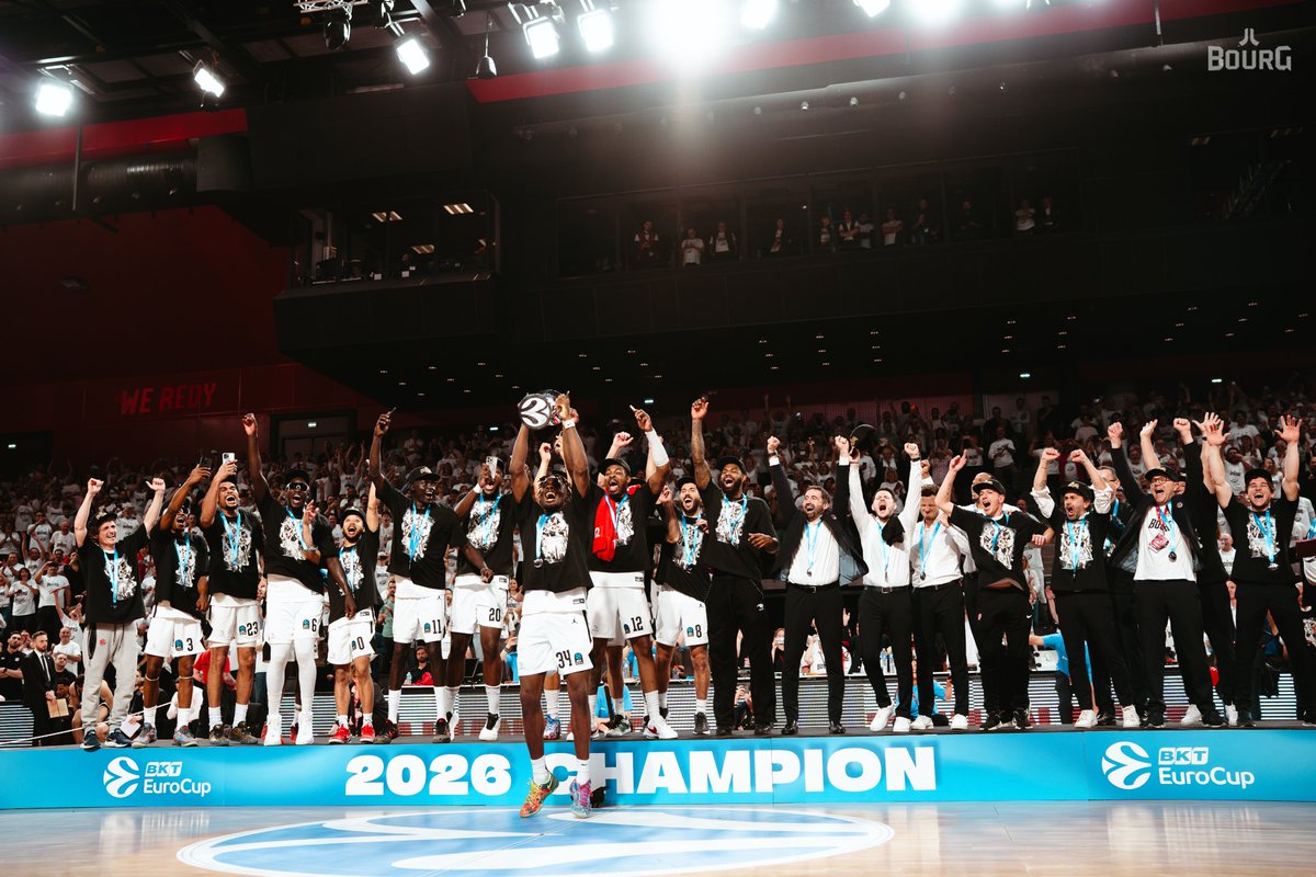 JLBourgBasket's tweet photo. BONJOUR À TOUS LES SUPPORTERS ROUGE ET BLANC ❤️🤍

ICI, ÇA BOUGE PAS. LA FORME ET CHAMPIONS D'EUROPE ET VOUS ?! https://t.co/9LLBVLzJ4n