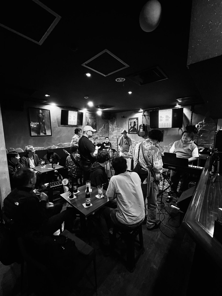 Bar 地下室 光が丘の酒場 tweet media