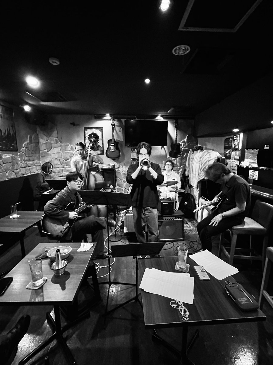 Bar 地下室 光が丘の酒場 tweet media