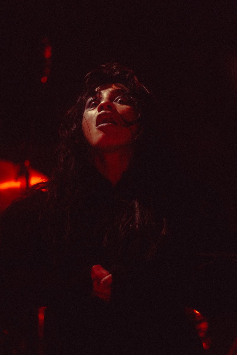 Florence + the Machine tweet media