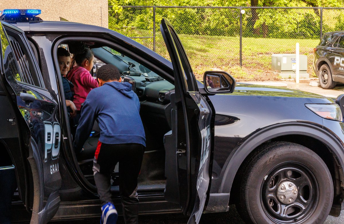 Grandview PD tweet media