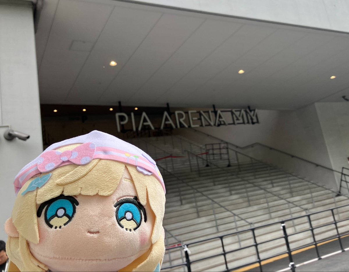 Yuuki_Yuuki0422's tweet photo. ライブお疲れ様でした！
最高のライブだったし、今までの思い出を大切にし4人でこれからも頑張る強い思いを聞けて良かった
退場の時に銀テ配ってたのはこれからもやって欲しい一階席の人だけでなく全員もらえるのは嬉しい

ござるさんはとてもつよつよでかっこよかったよ
 #SSholoX世界リペイント計画 https://t.co/scm7o24SdT