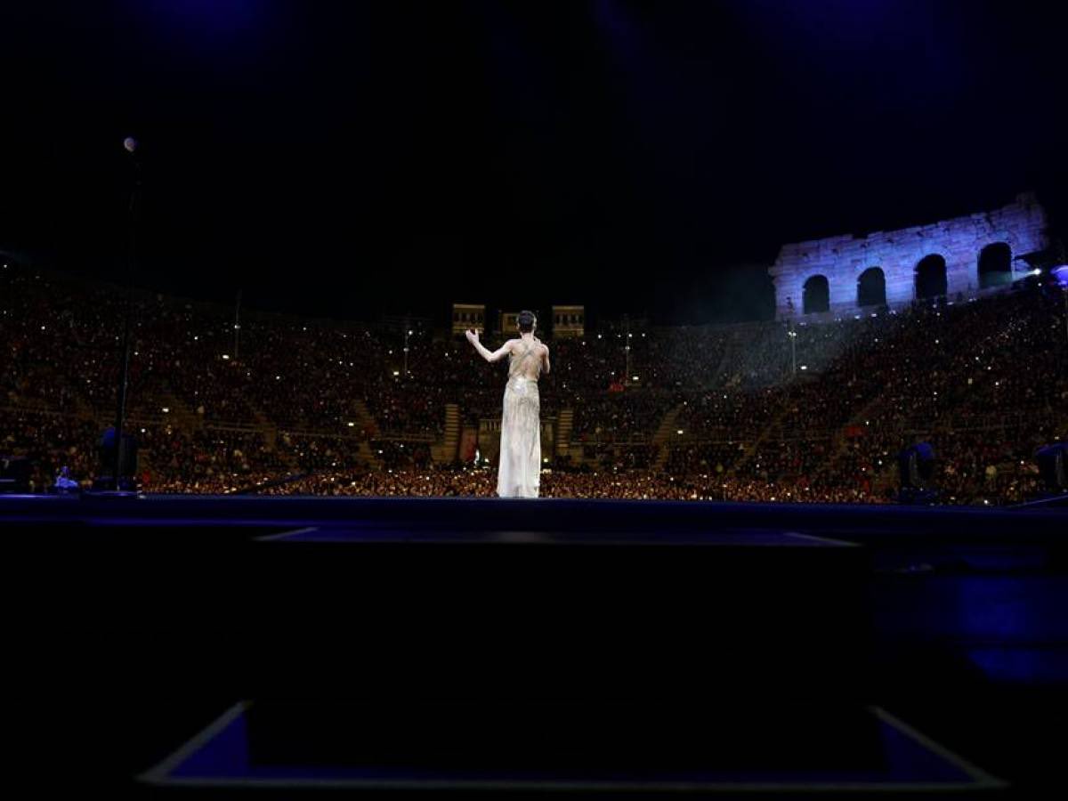 arm_donofrio's tweet photo. chi c’era c’era abbiamo vissuto un’era irripetibile che non tornerà mai più auguri a chi festeggia https://t.co/OUXk35DBZT
