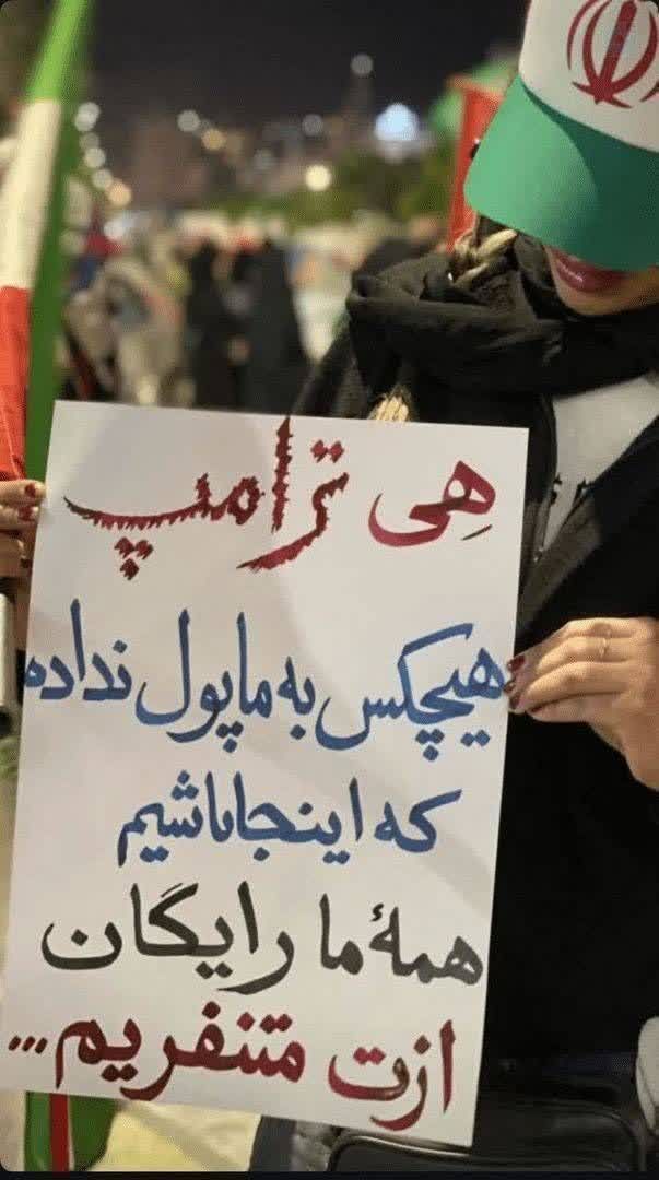 مجاهــــد حســـــینی🎒 tweet media