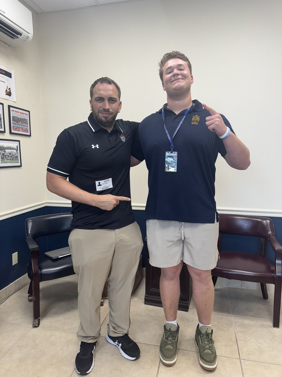 ColtHauser's tweet image. After a Great Meeting With Coach @_CoachBTaylor Blessed to Receive My 10th Division 1 Offer To Mercer!! #AGTG #ATTACK @CoachGreeneOL @_Hudge