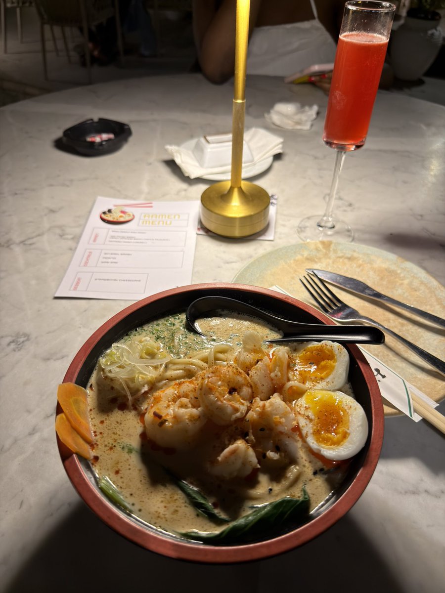 AweLagos's tweet photo. Ramen Night at Ki 🍜

For 💳₦35,000+, it’s a full set:
🍜 Ramen (you get to taste all 3 broths first, then pick your favourite)
🍸 A cocktail
🍰 Dessert

We went with the spicy peanut miso ramen — rich, nutty and slightly spicy. Paired it with cocktails and ended on a lotus cheesecake that was light enough to not feel like too much.

📍 Ki Bar and Kitchen
🗺️ 31a Oju Olobun Close, Victoria Island, Lagos