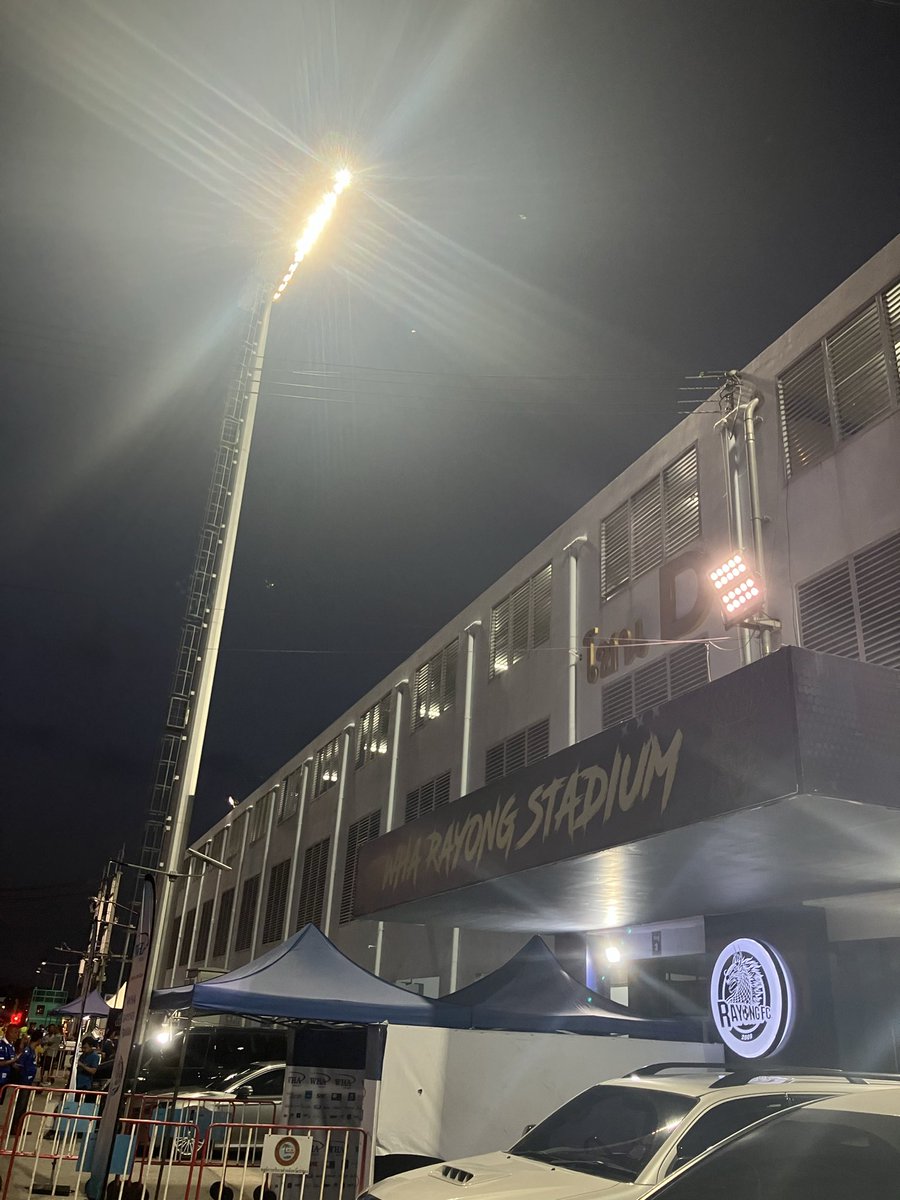 MichielGroot74's tweet photo. Potje 165 van seizoen 25/26 in Rayong. De thuisploeg benut de kansen goed en wint met 3-0 van de kampioen van Thailand #rayong #buriram #thaileague #groundhopping https://t.co/kBTsqR7zAj