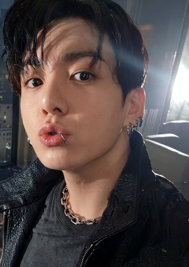 𝙈𝙖𝙮 tweet media