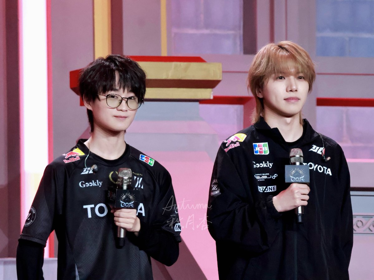 idvautumn's tweet photo. 20260417 Kznk & Dolisu 🐱🐔
猫狗组的赛后采访!
#COA9 #ZETA #Kznk #Dolisu https://t.co/8tkJkGsb62