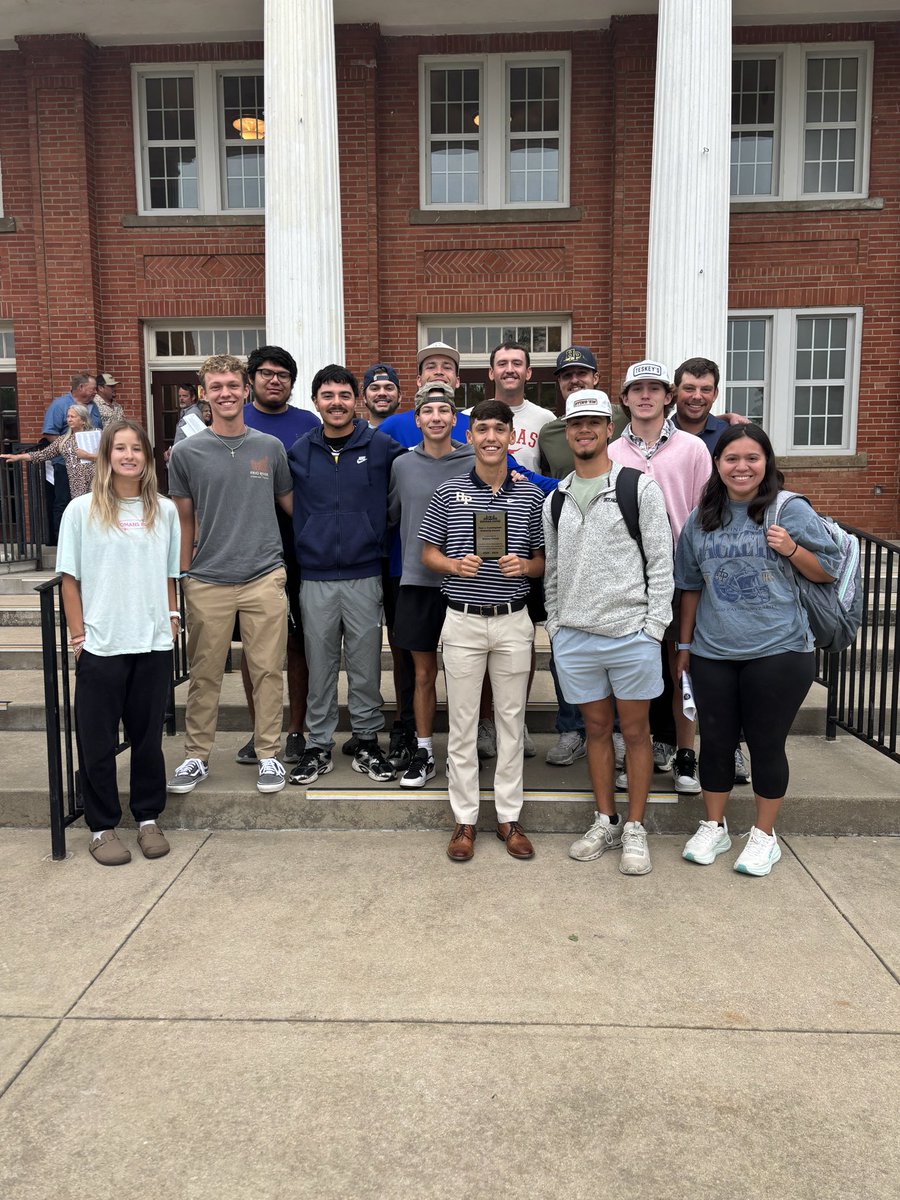 hputxgolf's tweet photo. Congratulations to our very own @Blaine_onick for receiving the Paul J. Cunningham Memorial Award! https://t.co/3QsieYgeWb