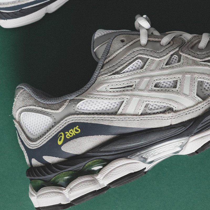 😲 Not many size options remain for the white/glacier grey ASICS