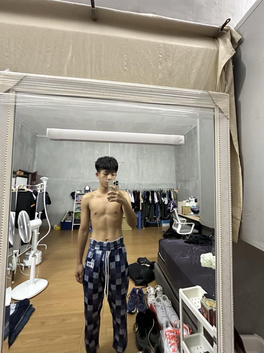亦与 ｜ 🌈脱单机构 tweet media