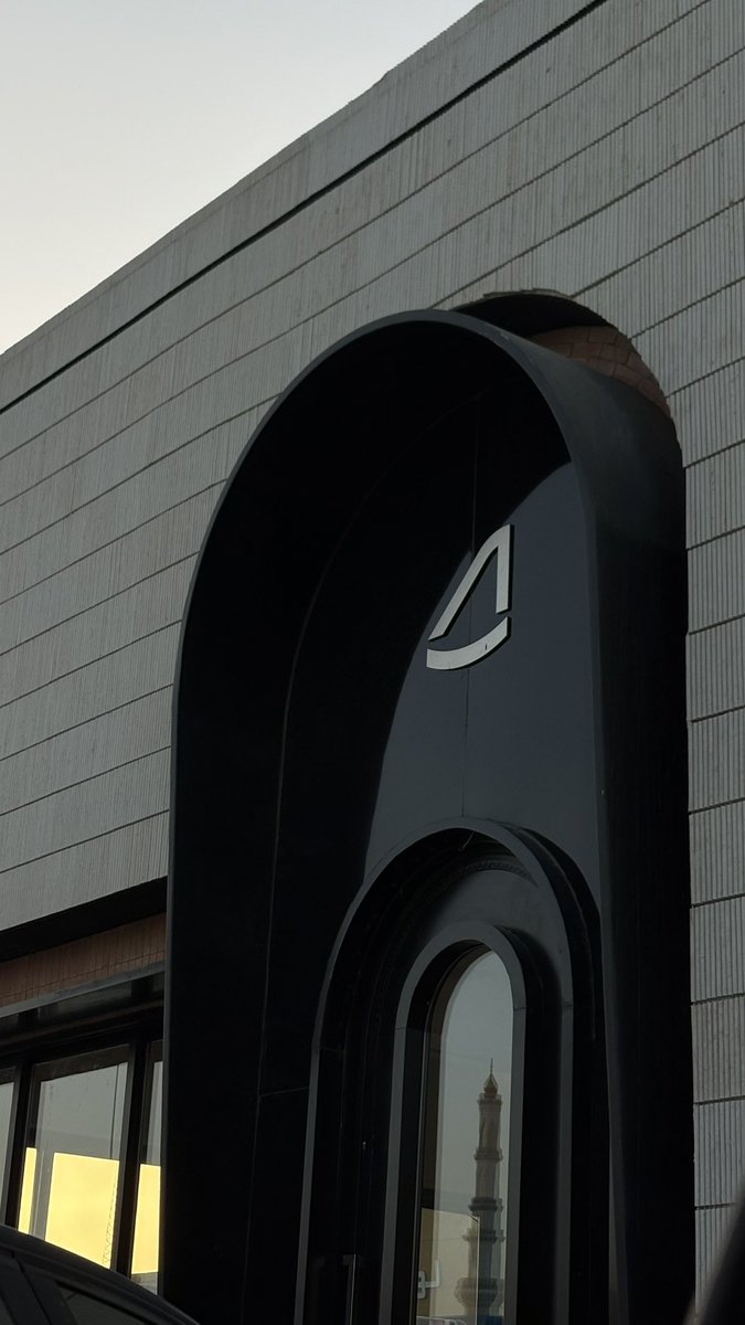 مُنى الأسلمي. tweet media